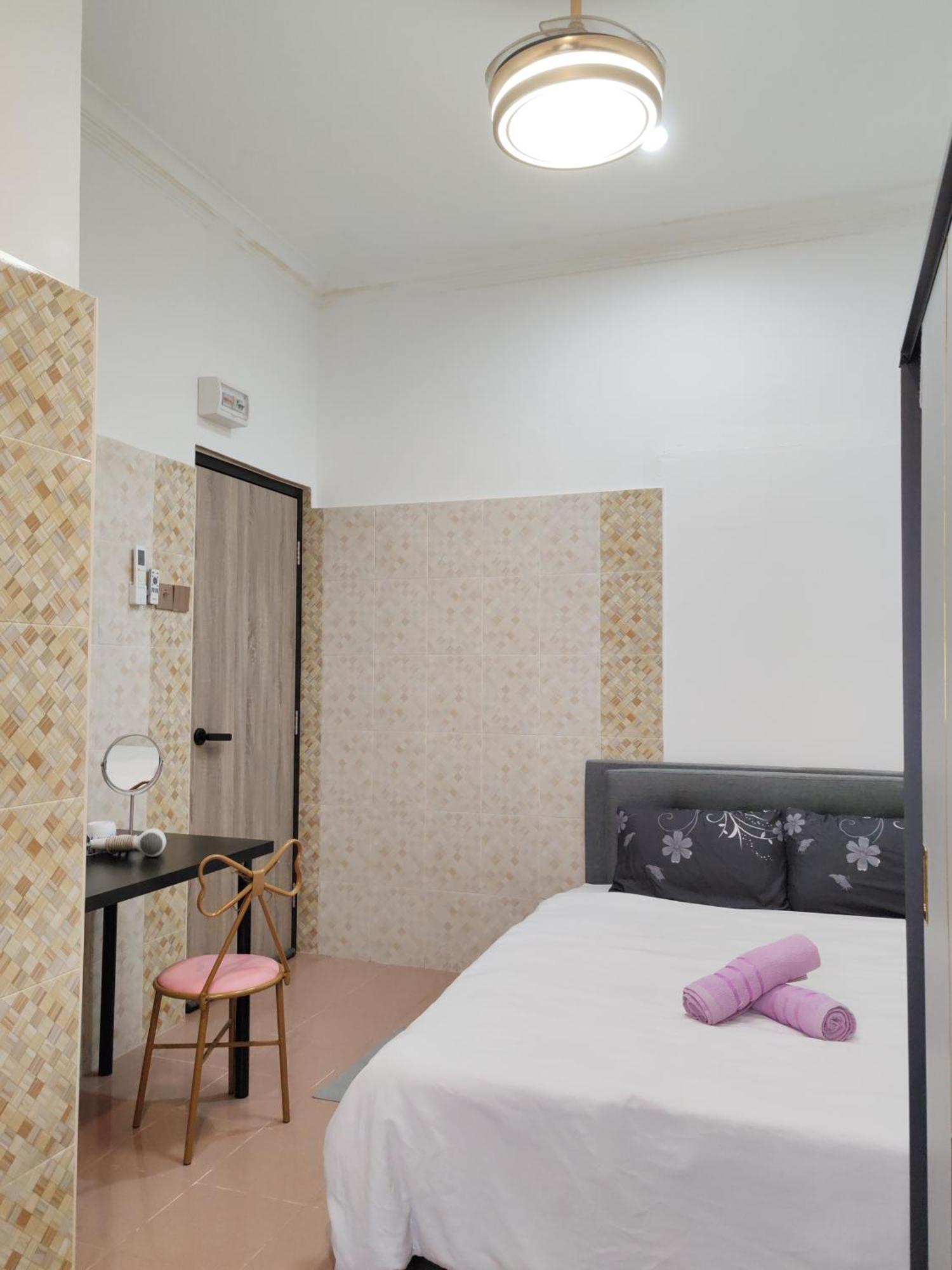 Queen Room Bukit Mertajam Alma Impian Exterior photo
